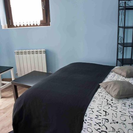 La Casa Del Rebote Apartment Acedo ภายนอก รูปภาพ